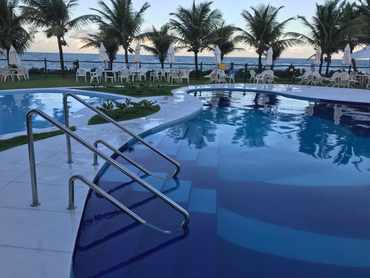 Flat Guarajuba Beira Da Praia Pe Na Areia ภายนอก รูปภาพ